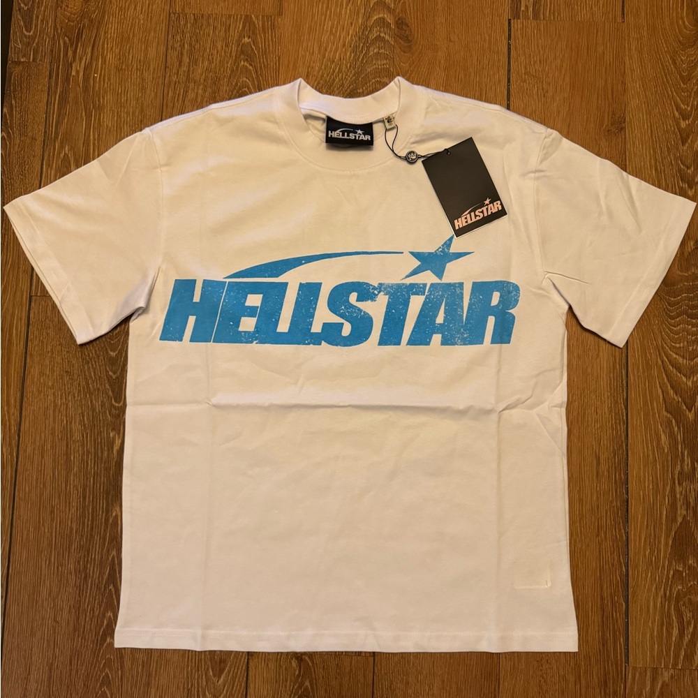 Hellstar Classic T-Shirt (Regular
Print) 'White/Blue'

Size: S